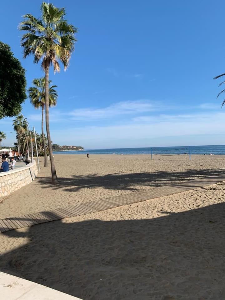 Beachfront Estepona Center Eksteriør billede