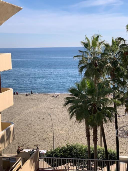 Beachfront Estepona Center Eksteriør billede
