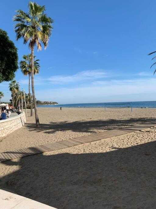 Beachfront Estepona Center Eksteriør billede