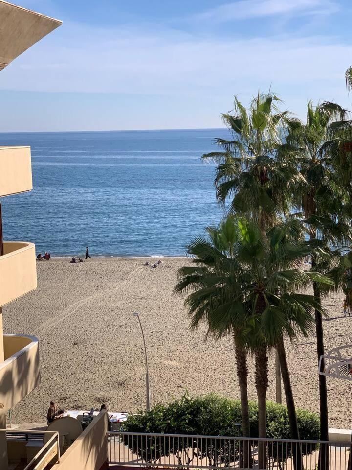 Beachfront Estepona Center Eksteriør billede